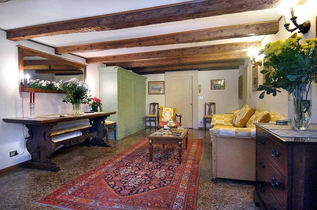 Apartmán Palazzetto Da Schio Benátky Exteriér fotografie
